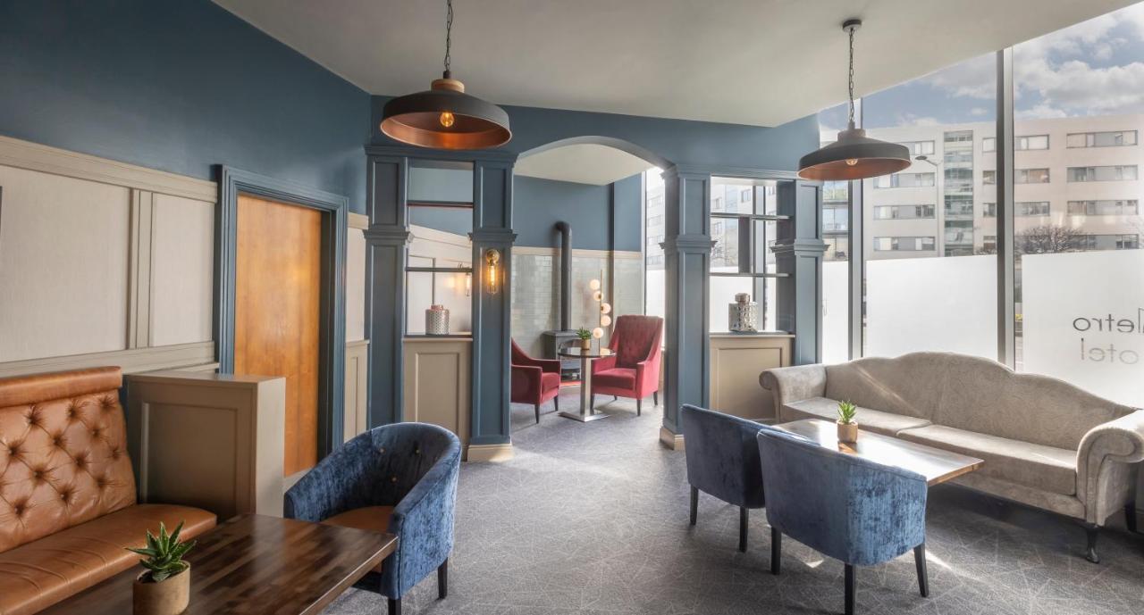Metro Hotel Dublin Airport Сантри Екстериор снимка