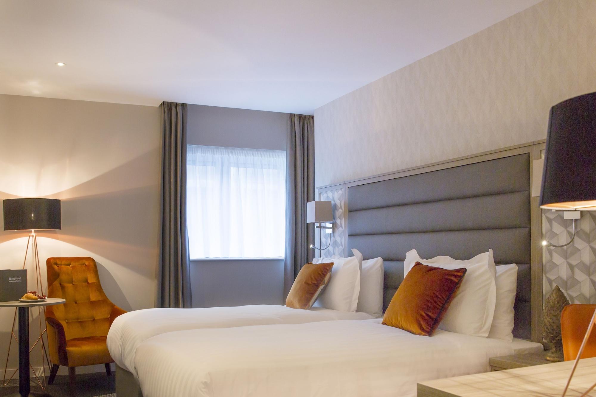 Metro Hotel Dublin Airport Сантри Екстериор снимка