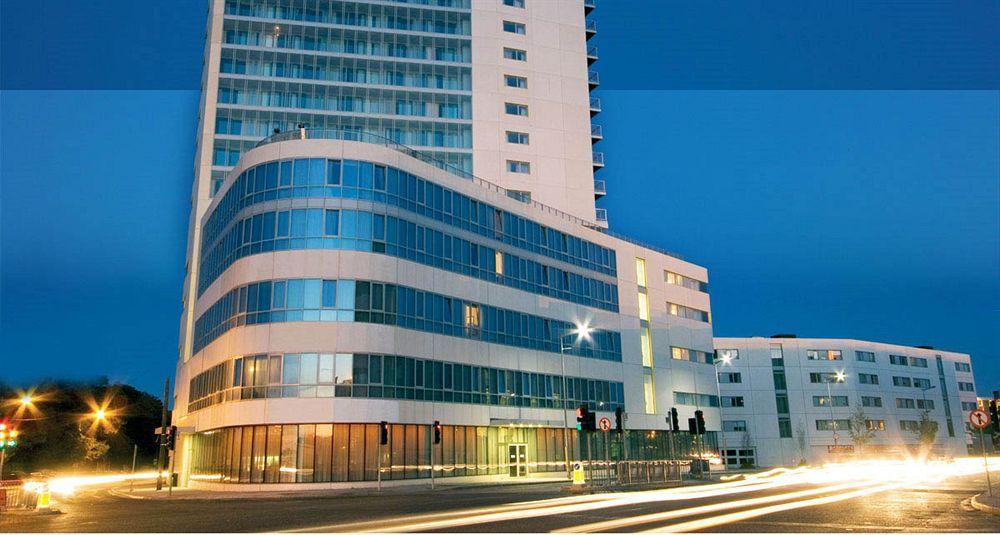 Metro Hotel Dublin Airport Сантри Екстериор снимка
