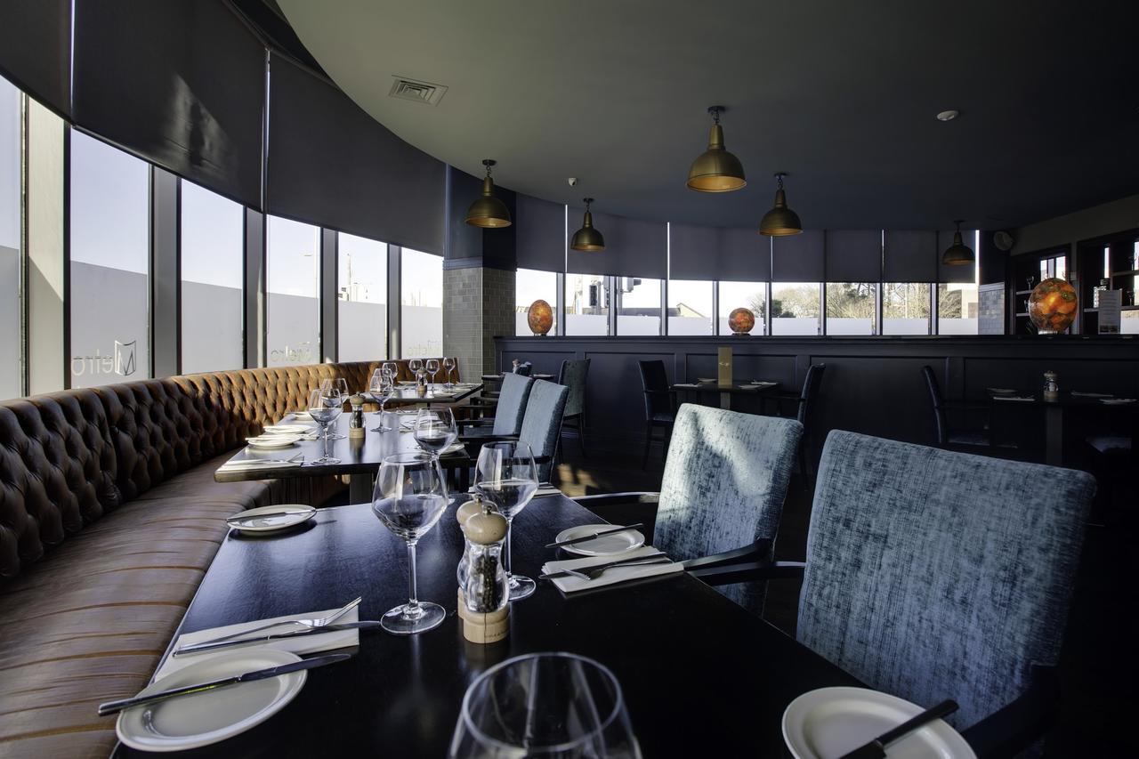 Metro Hotel Dublin Airport Сантри Екстериор снимка